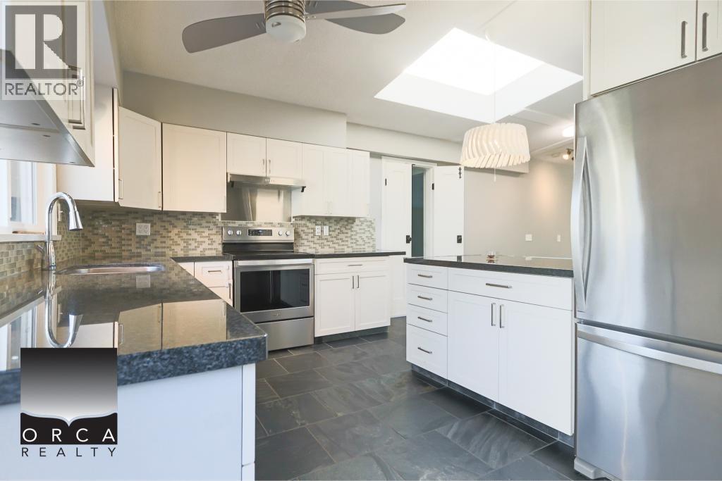 1932 Jones Avenue, North Vancouver, British Columbia  V7M 2W5 - Photo 6 - R3065858