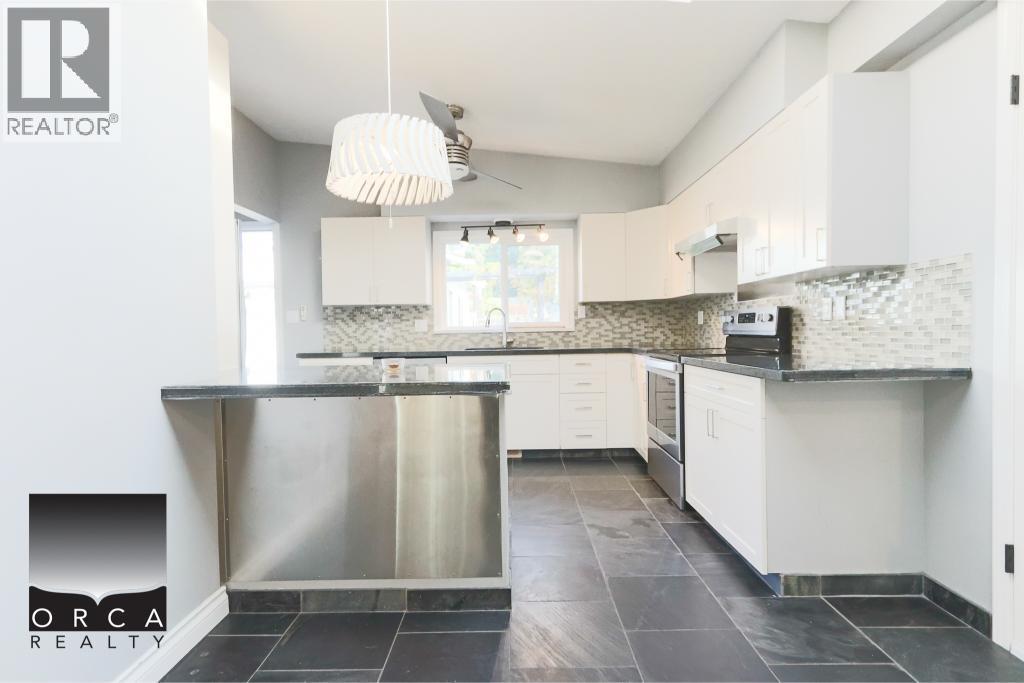 1932 Jones Avenue, North Vancouver, British Columbia  V7M 2W5 - Photo 9 - R3065858