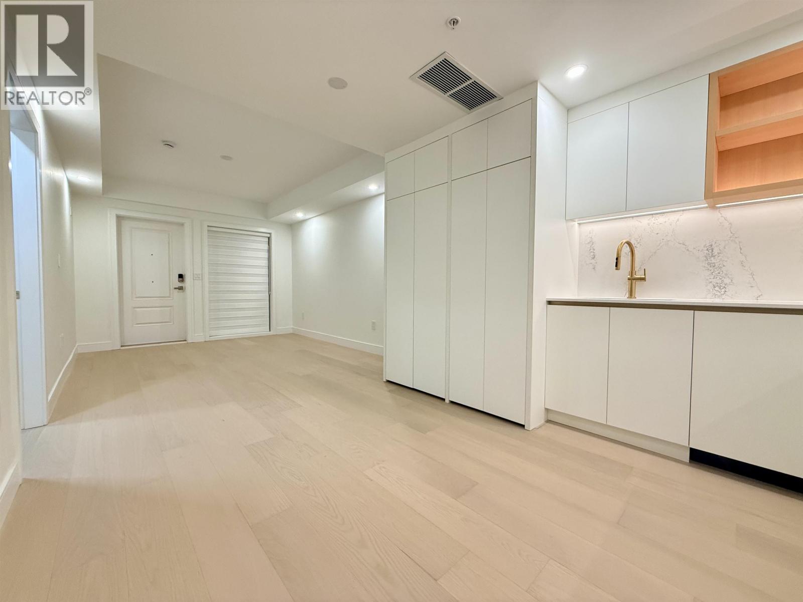 101 918 W 32 Nd Avenue, Vancouver, British Columbia  V5Z 2K6 - Photo 6 - R3065870