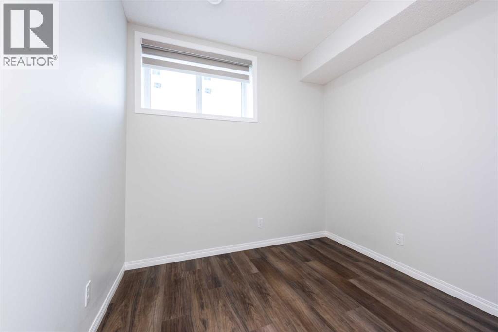 138 Legacy Reach Common Se, Calgary, Alberta  T2X 4G9 - Photo 32 - A2261844