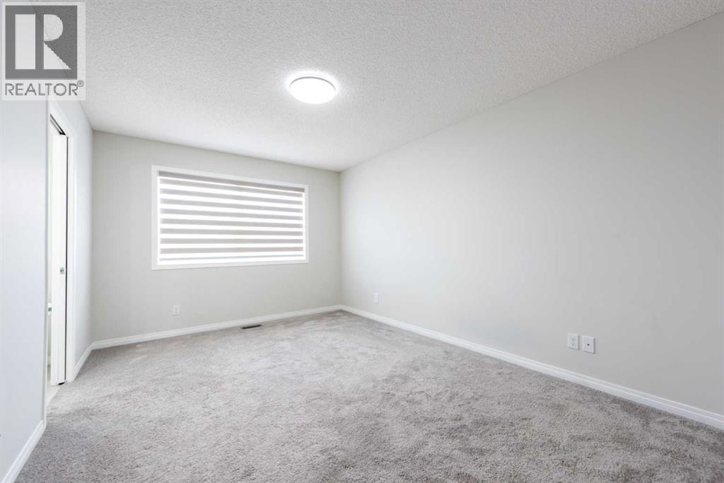 138 Legacy Reach Common Se, Calgary, Alberta  T2X 4G9 - Photo 19 - A2261844
