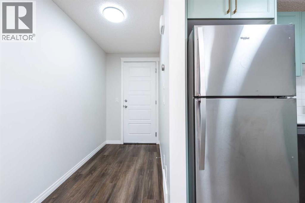 138 Legacy Reach Common Se, Calgary, Alberta  T2X 4G9 - Photo 31 - A2261844