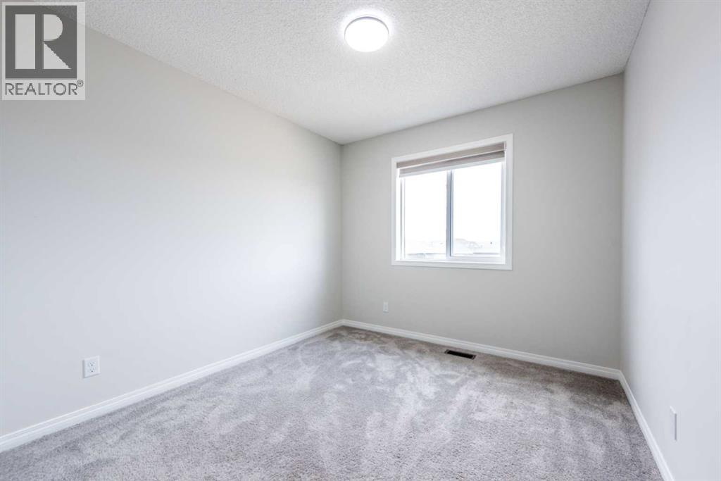138 Legacy Reach Common Se, Calgary, Alberta  T2X 4G9 - Photo 28 - A2261844