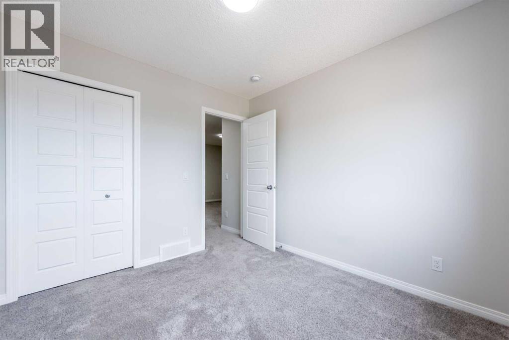 138 Legacy Reach Common Se, Calgary, Alberta  T2X 4G9 - Photo 27 - A2261844