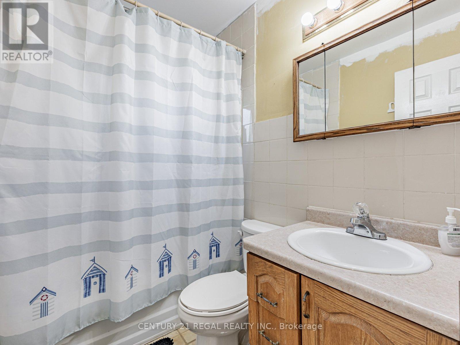 335 Burrows Hall Boulevard, Toronto, Ontario M1B 1H6 - Photo 19 - E12369984