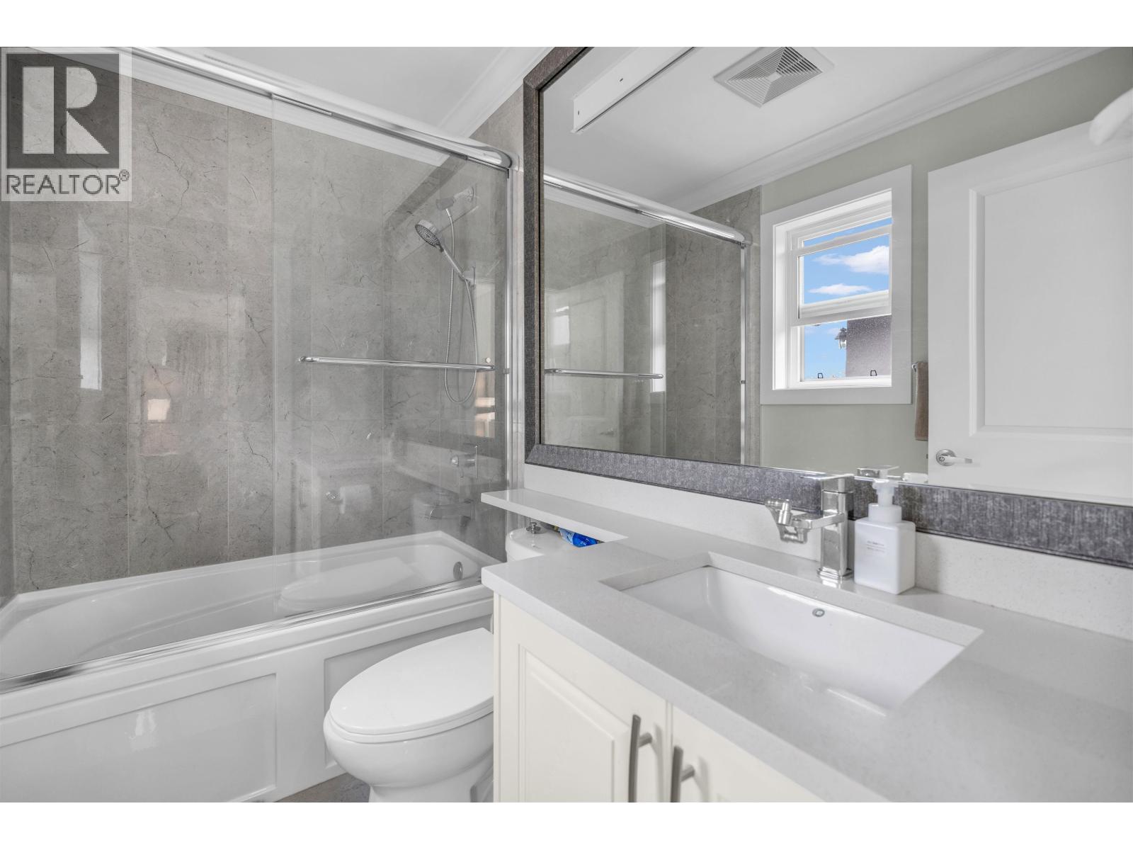 1584 Blaine Avenue, Burnaby, British Columbia V5A 2L8 - Photo 29 - R3065802