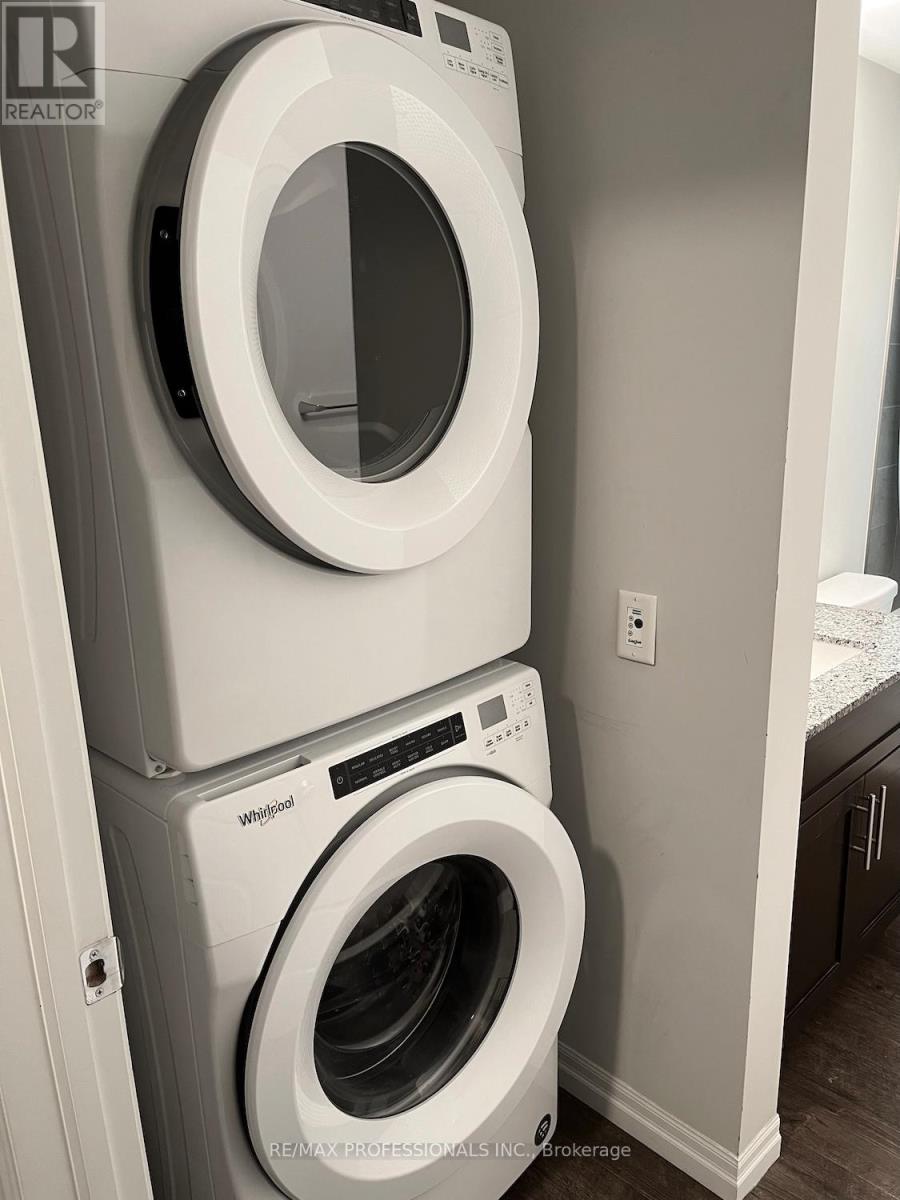 216 - 35 Kingsbury Square, Guelph, Ontario  N1L 1E6 - Photo 10 - X12518122