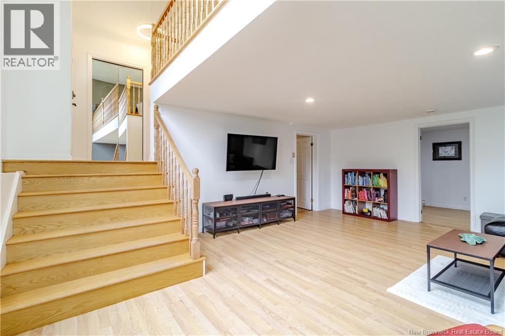 27 Stoneybrook Crescent, Fredericton, New Brunswick  E3B 6Y2 - Photo 24 - NB129828