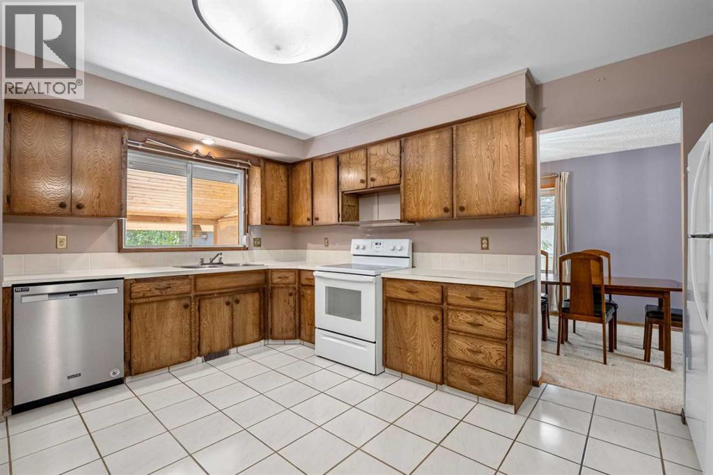 344 Parkland Way Se, Calgary, Alberta  T2J 4L2 - Photo 13 - A2258580