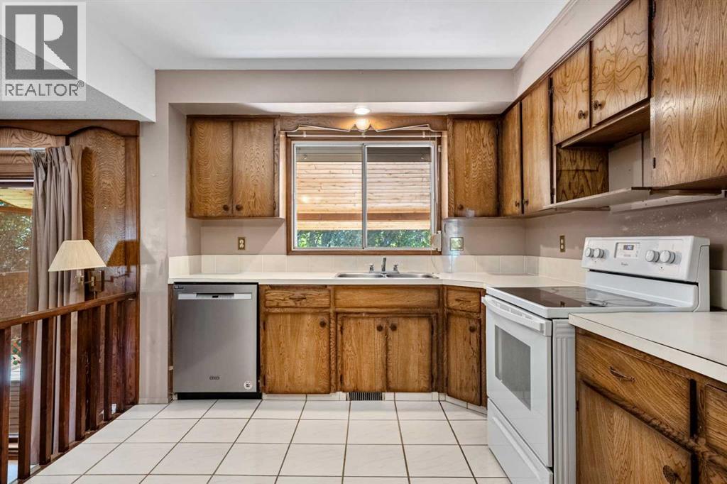 344 Parkland Way Se, Calgary, Alberta  T2J 4L2 - Photo 14 - A2258580