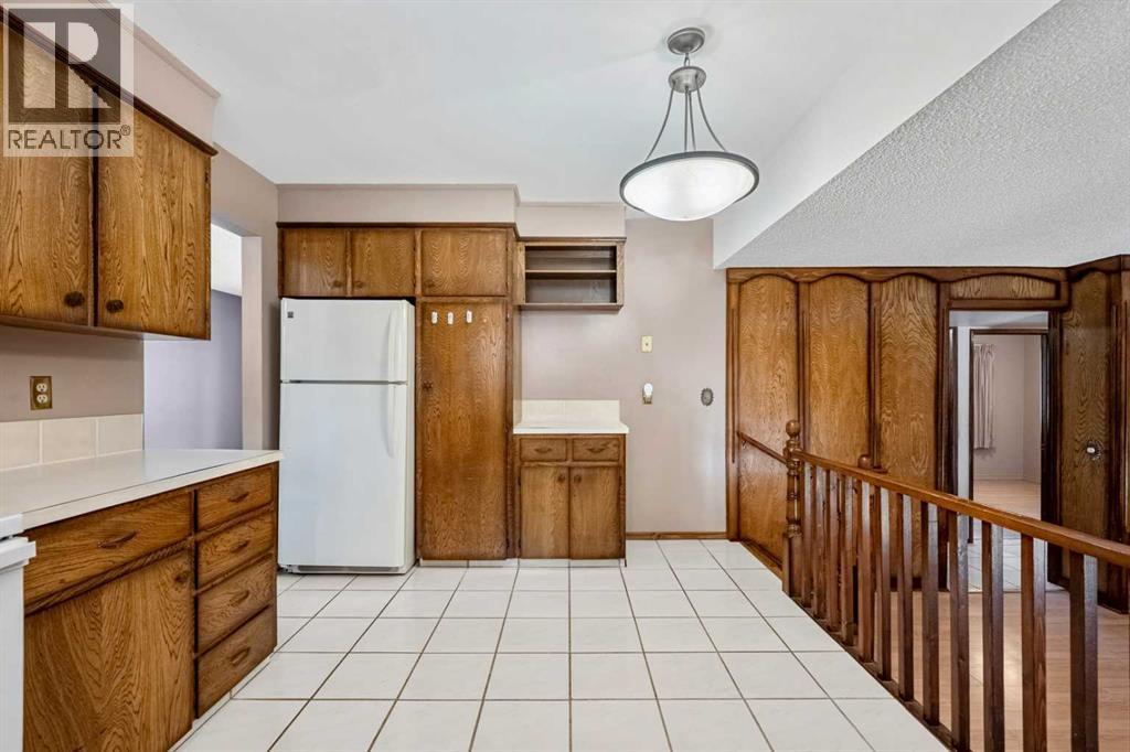 344 Parkland Way Se, Calgary, Alberta  T2J 4L2 - Photo 16 - A2258580