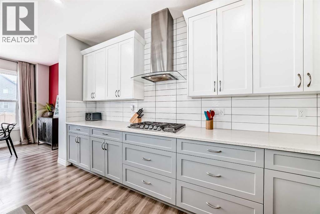 564 Belmont Heath Sw, Calgary, Alberta  T2X 4H4 - Photo 11 - A2264093