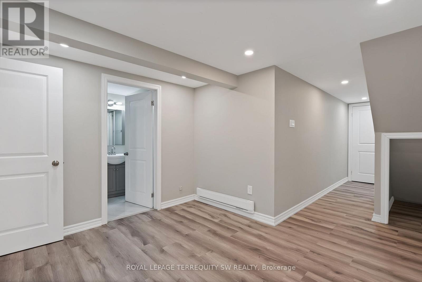 158 Woody Vine Way, Toronto, Ontario M2J 4H6 - Photo 27 - C12524364