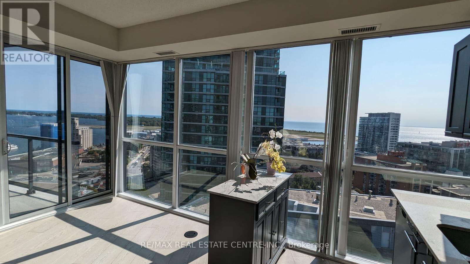 2311 - 20 Bruyeres Mews, Toronto, Ontario M5V 0G8 - Photo 3 - C12524372