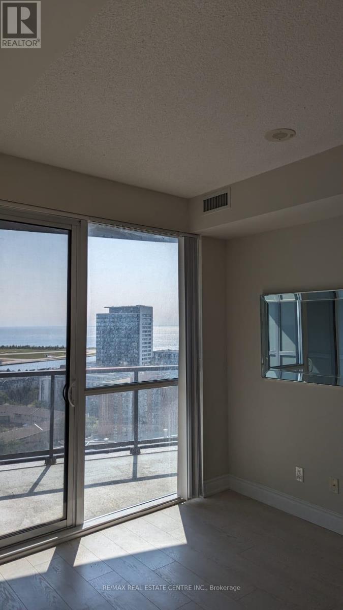 2311 - 20 Bruyeres Mews, Toronto, Ontario M5V 0G8 - Photo 6 - C12524372