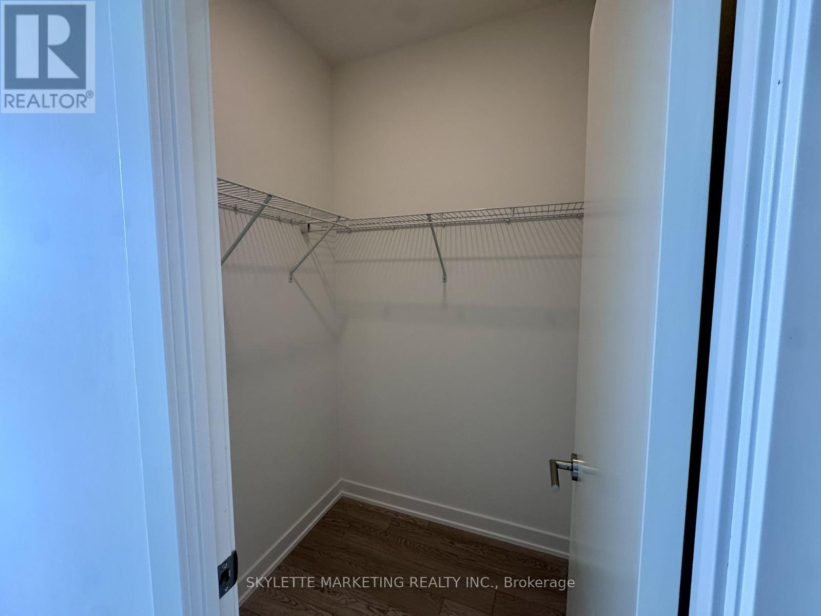 118 - 1 Kyle Lowry Road, Toronto, Ontario  M3C 0S6 - Photo 11 - C12524388