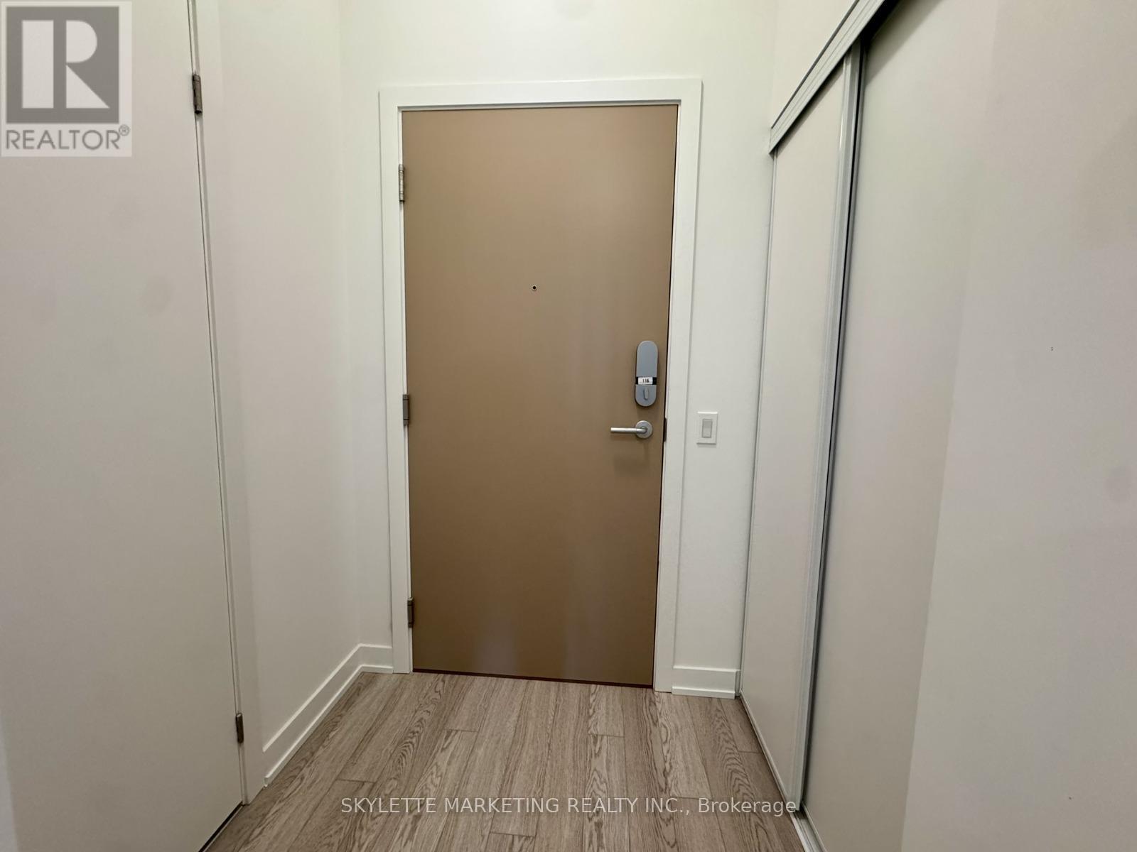 118 - 1 Kyle Lowry Road, Toronto, Ontario  M3C 0S6 - Photo 15 - C12524388