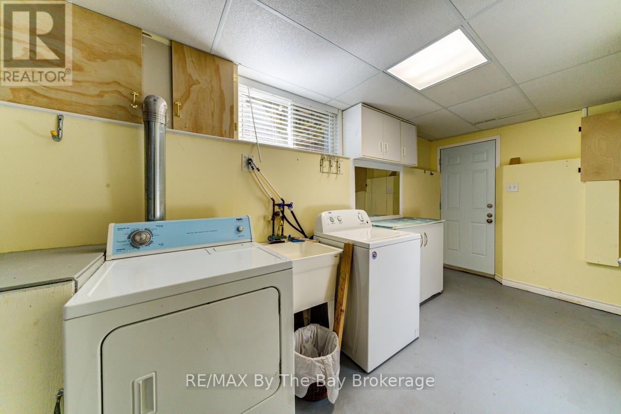 45 William Avenue, Wasaga Beach, Ontario  L9Z 2X3 - Photo 28 - S12524496