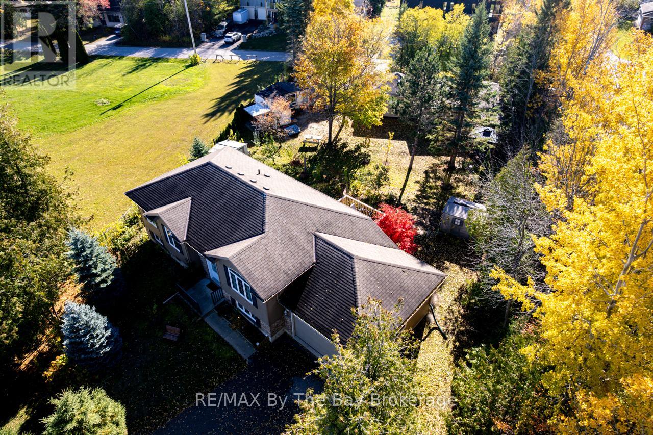 45 William Avenue, Wasaga Beach, Ontario  L9Z 2X3 - Photo 40 - S12524496