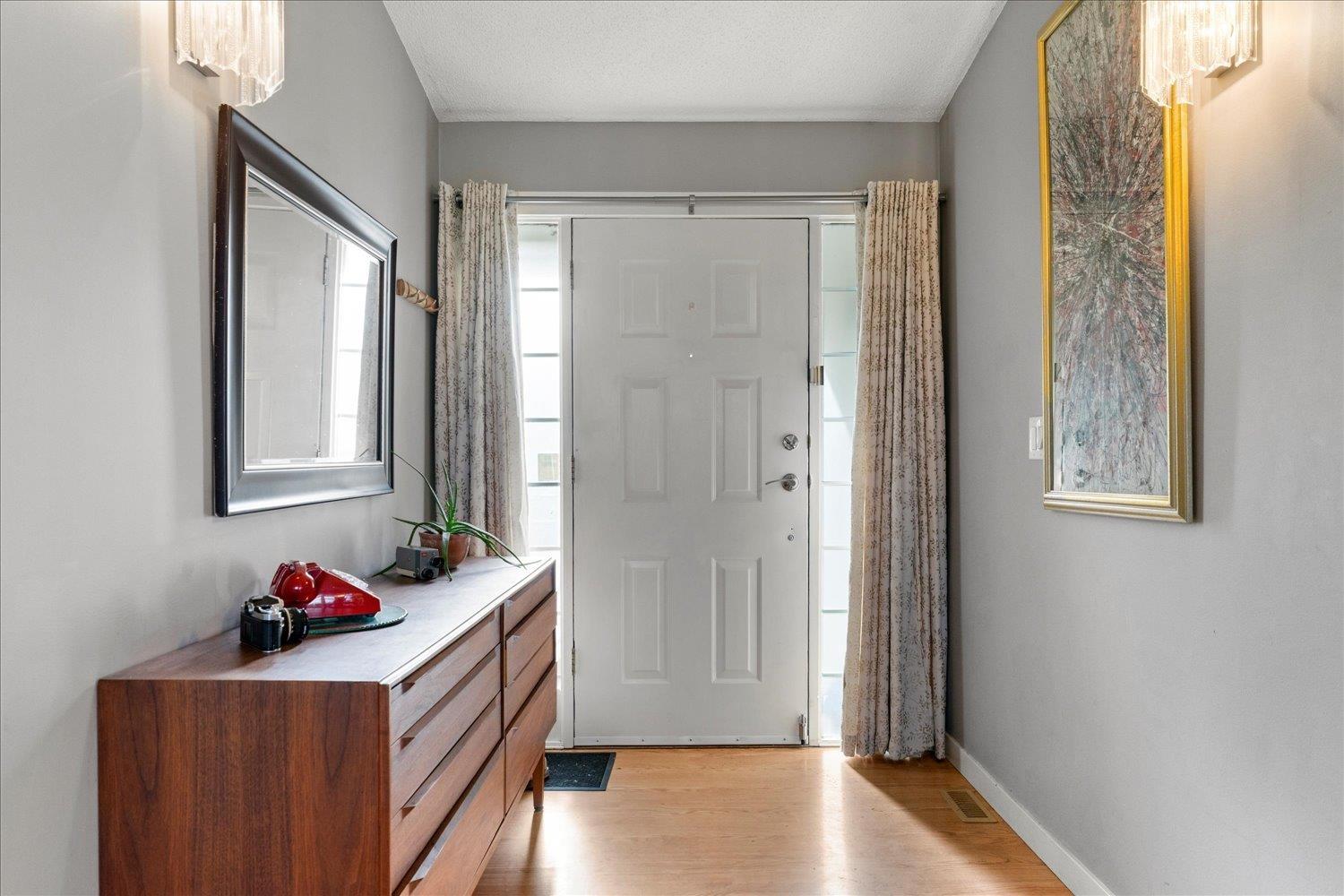 46455 Uplands Road, Promontory, Chilliwack, British Columbia V2R 4W1 - Photo 2 - R3065898