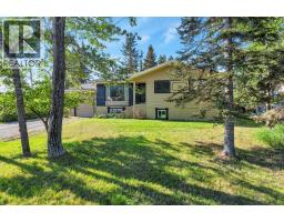 404 3 Avenue Sw, Sundre, Ca