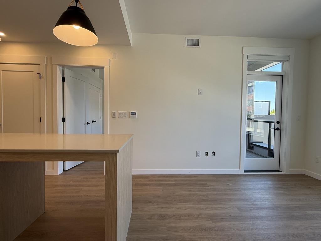 204 27218 Aldergrove Town Centre Drive, Langley, British Columbia  V4W 0E4 - Photo 9 - R3065457