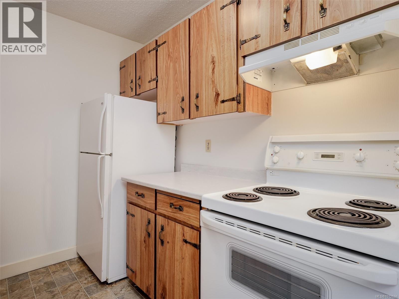 308 1745 Leighton Rd, Victoria, British Columbia V8R 6R6 - Photo 7 - 1012624