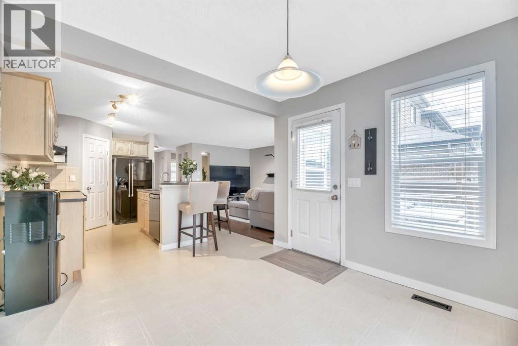 84 Evermeadow Manor Sw, Calgary, Alberta  T2Y 4W8 - Photo 14 - A2264507