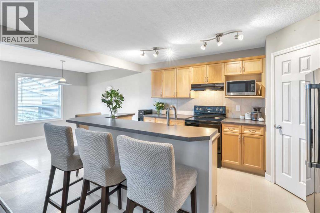 84 Evermeadow Manor Sw, Calgary, Alberta  T2Y 4W8 - Photo 18 - A2264507