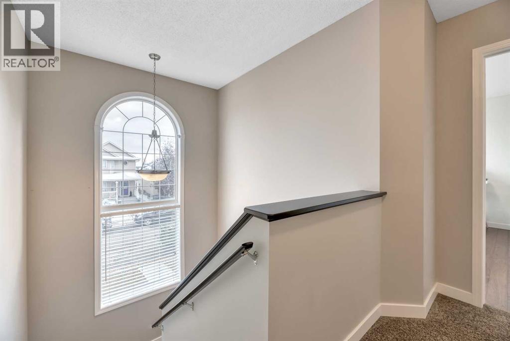 84 Evermeadow Manor Sw, Calgary, Alberta  T2Y 4W8 - Photo 21 - A2264507