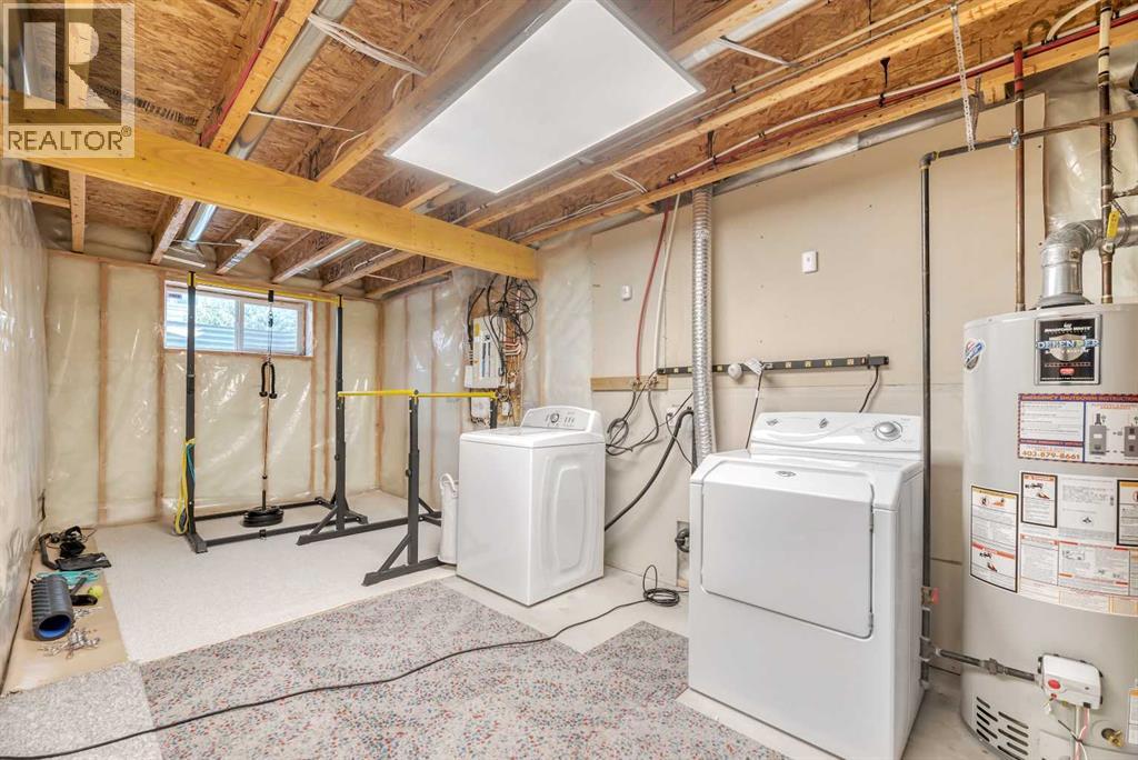 84 Evermeadow Manor Sw, Calgary, Alberta  T2Y 4W8 - Photo 33 - A2264507