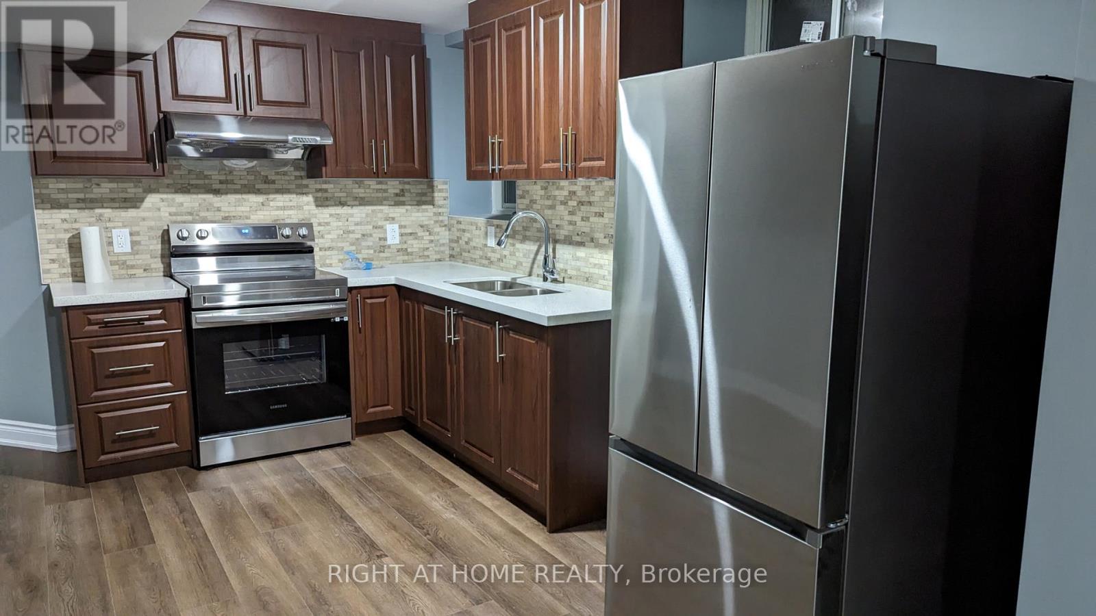 1436 Tomkins Road, Innisfil, Ontario  L9S 0M8 - Photo 3 - N12524378