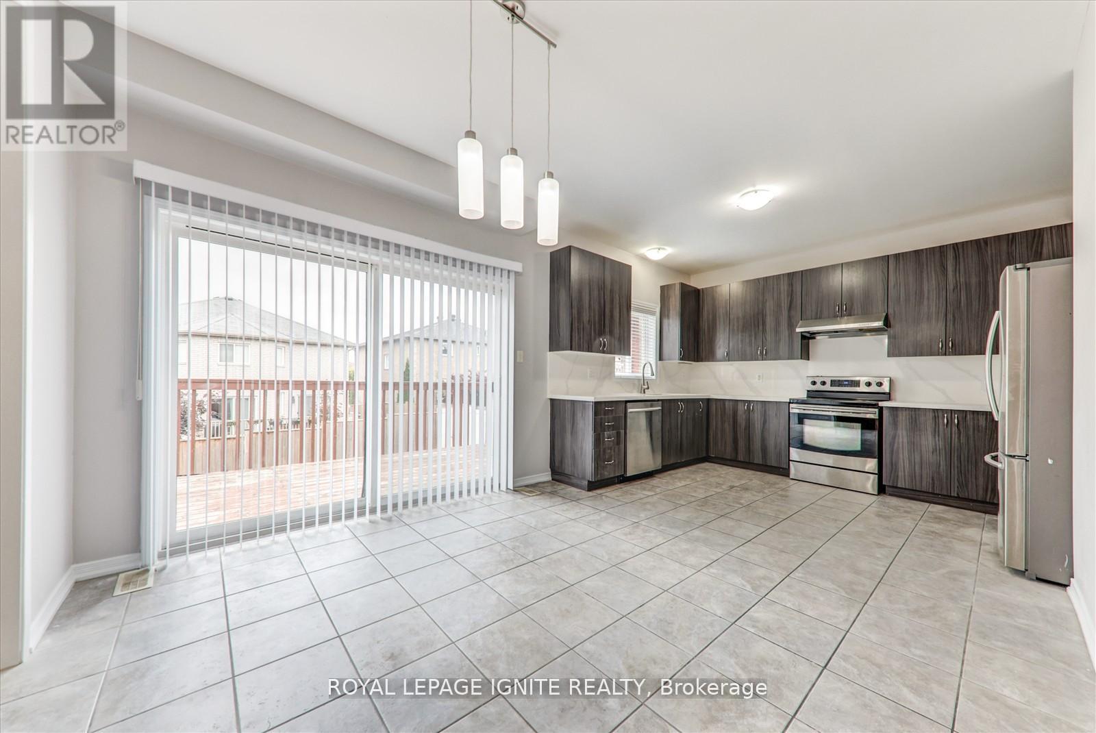 1447 Bassingthwaite Court, Innisfil, Ontario  L9S 0E1 - Photo 14 - N12524406