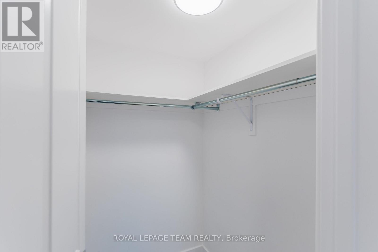 809 Silhouette Private, Ottawa, Ontario K2J 7J8 - Photo 14 - X12524460