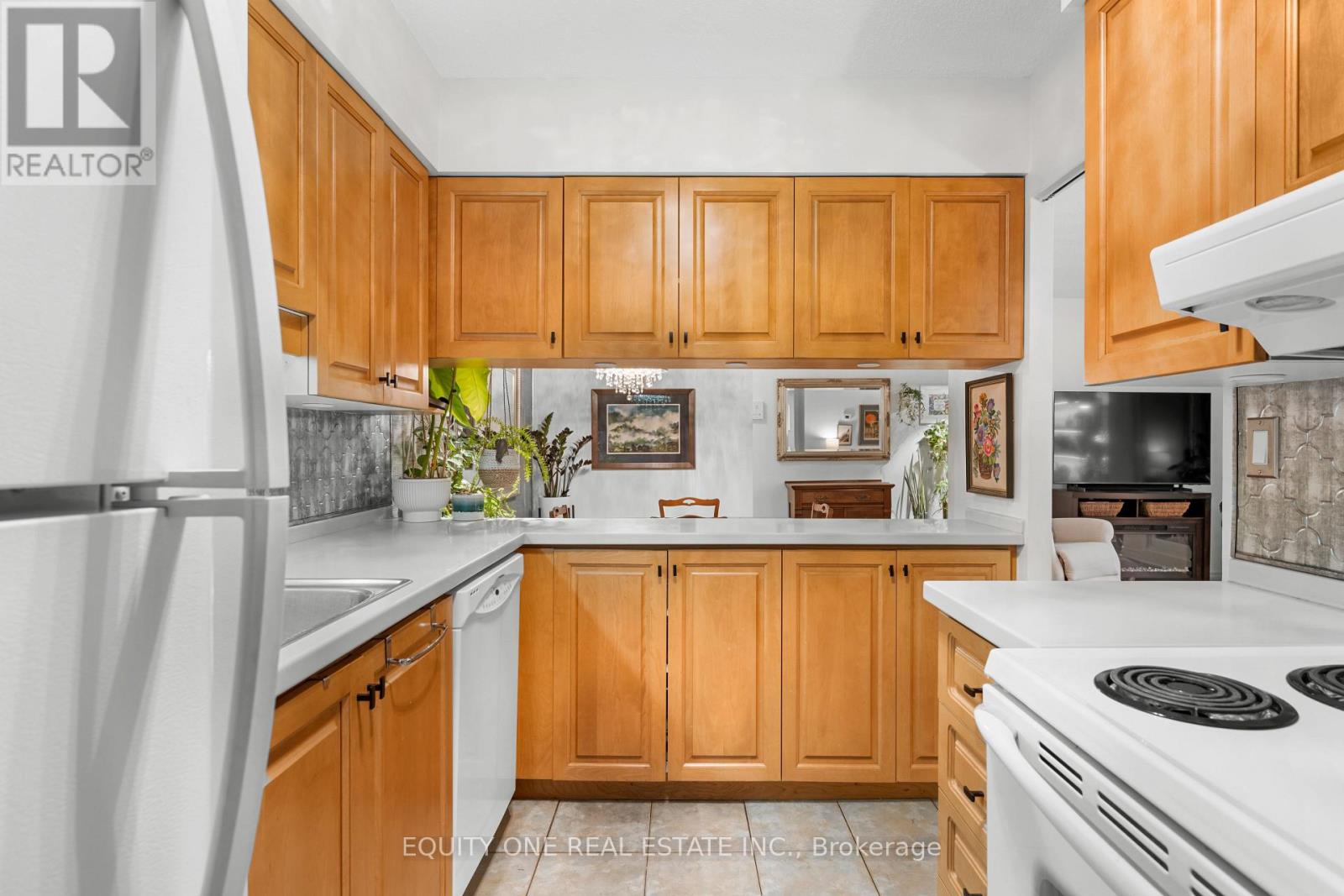 2b - 142 Waverley Street, Ottawa, Ontario K2P 0V4 - Photo 15 - X12524516