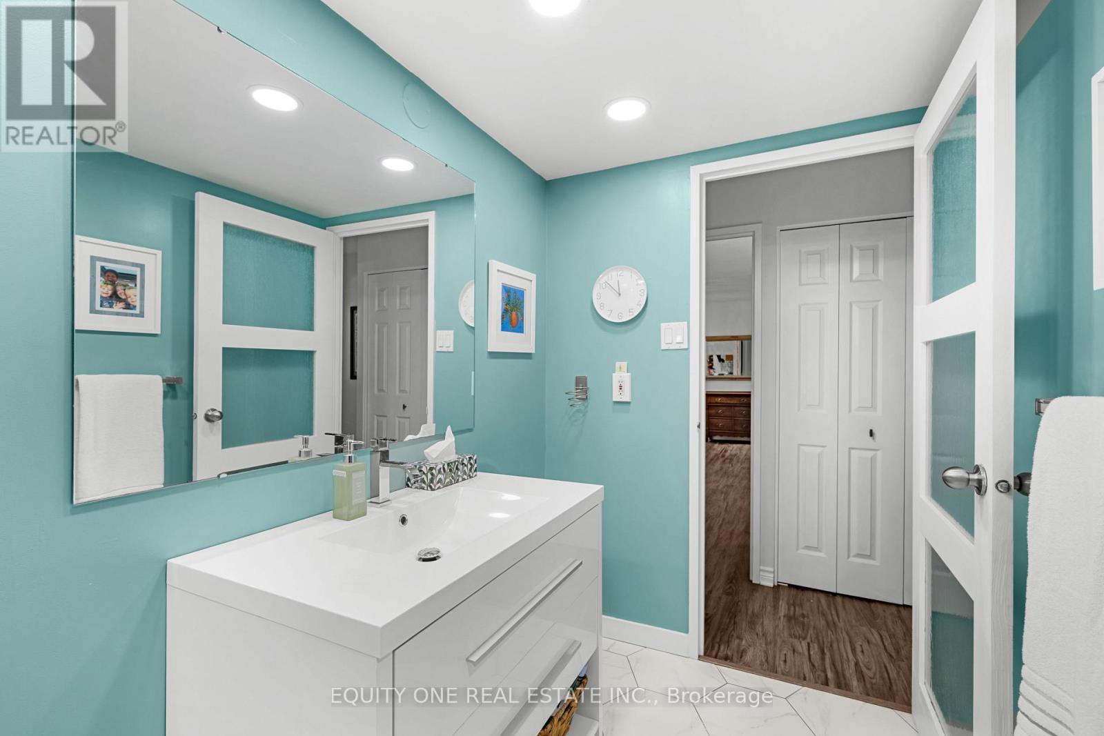 2b - 142 Waverley Street, Ottawa, Ontario K2P 0V4 - Photo 20 - X12524516