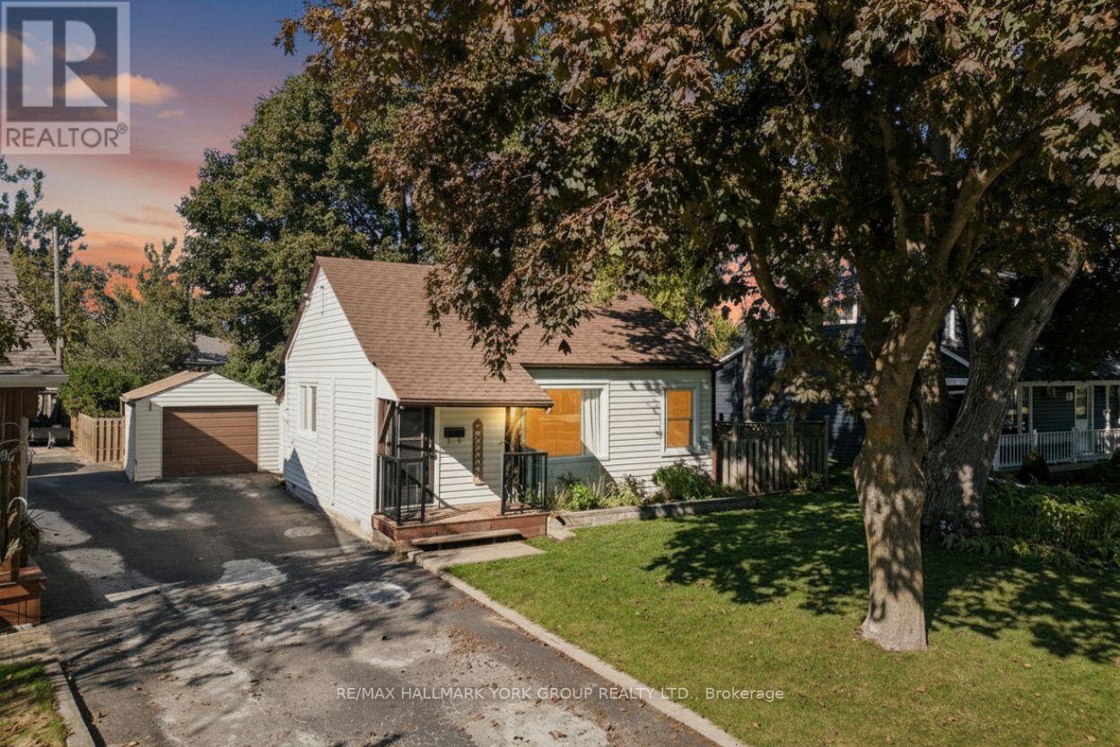 24 CHURCHILL CRESCENT, Kawartha Lakes, Ontario