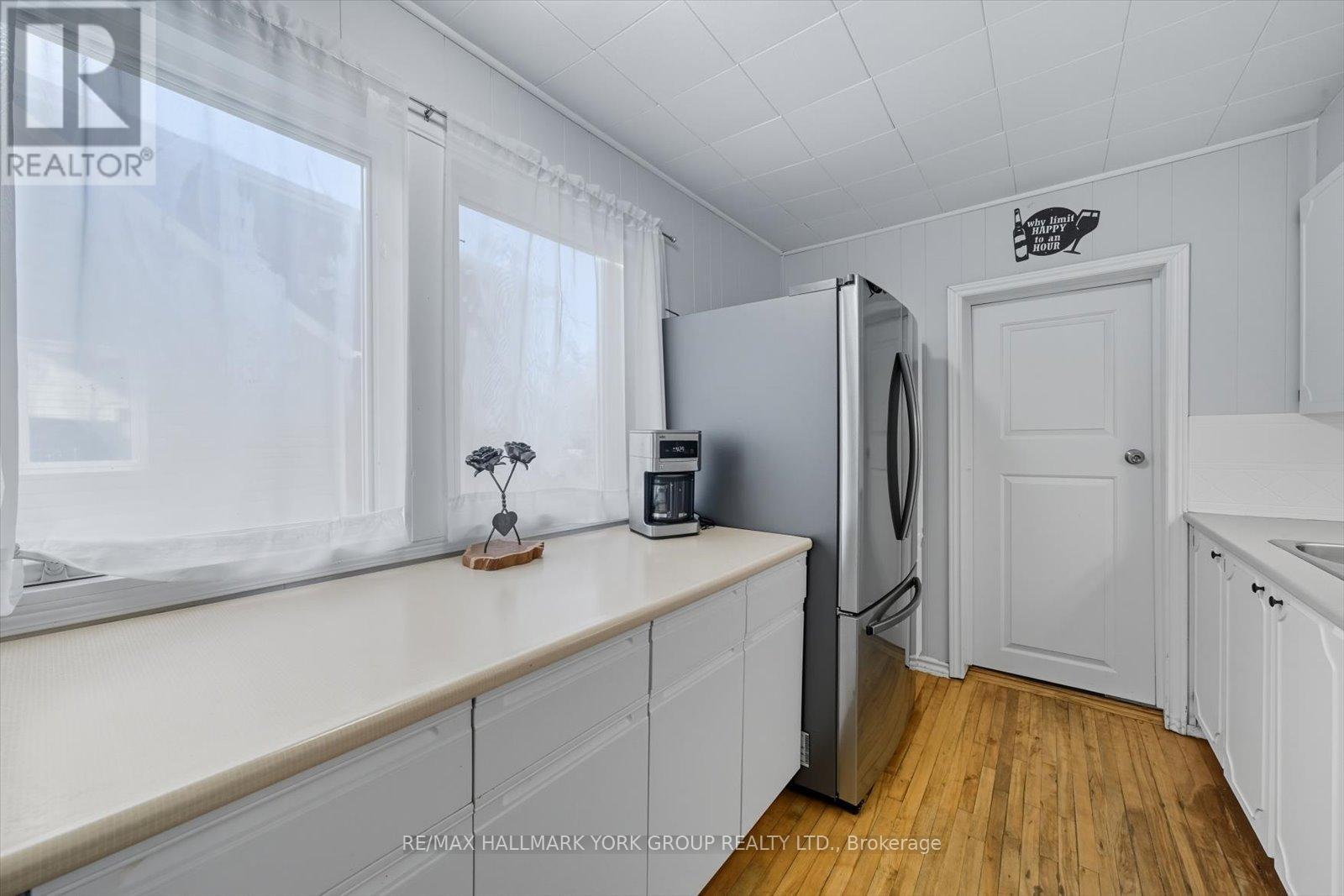 24 Churchill Crescent, Kawartha Lakes, Ontario K9V 3Y6 - Photo 10 - X12446832