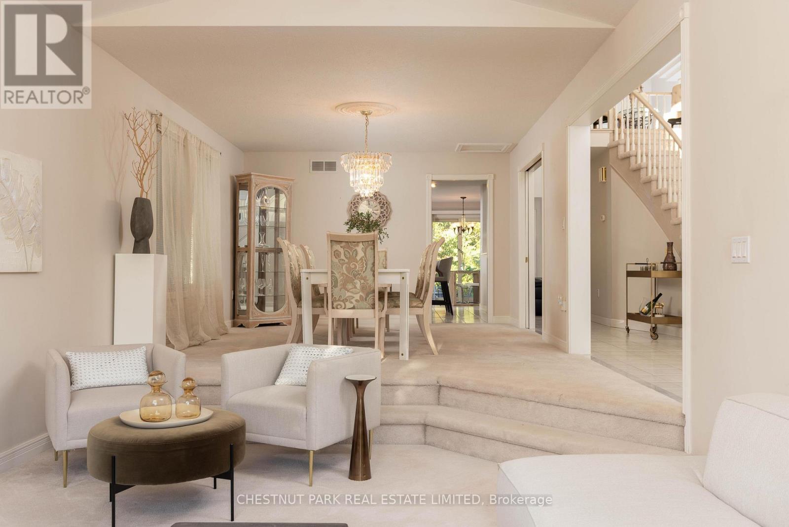 81 Francis Creek Boulevard, St. Catharines, Ontario  L2W 1B3 - Photo 10 - X12522188