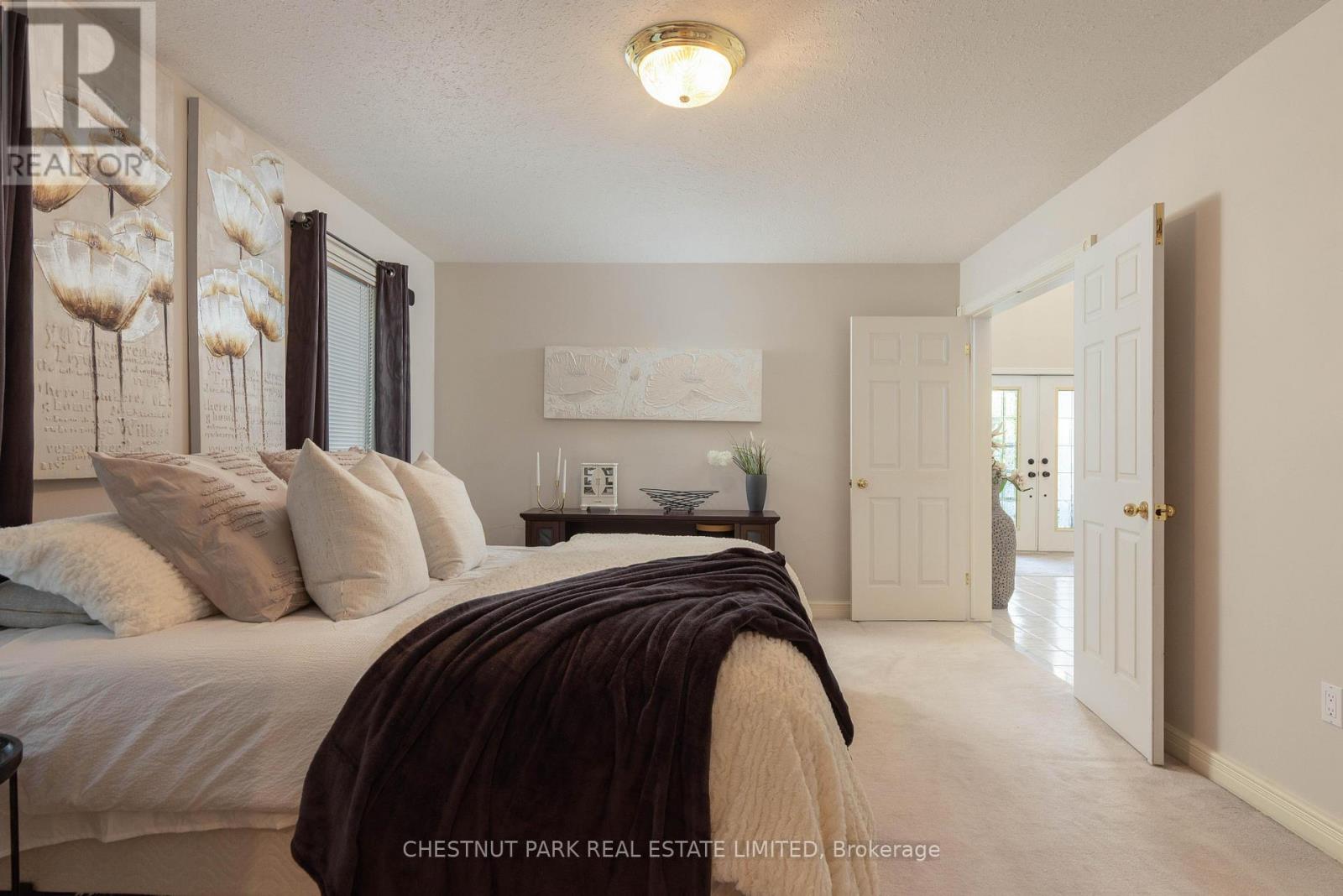 81 Francis Creek Boulevard, St. Catharines, Ontario  L2W 1B3 - Photo 18 - X12522188