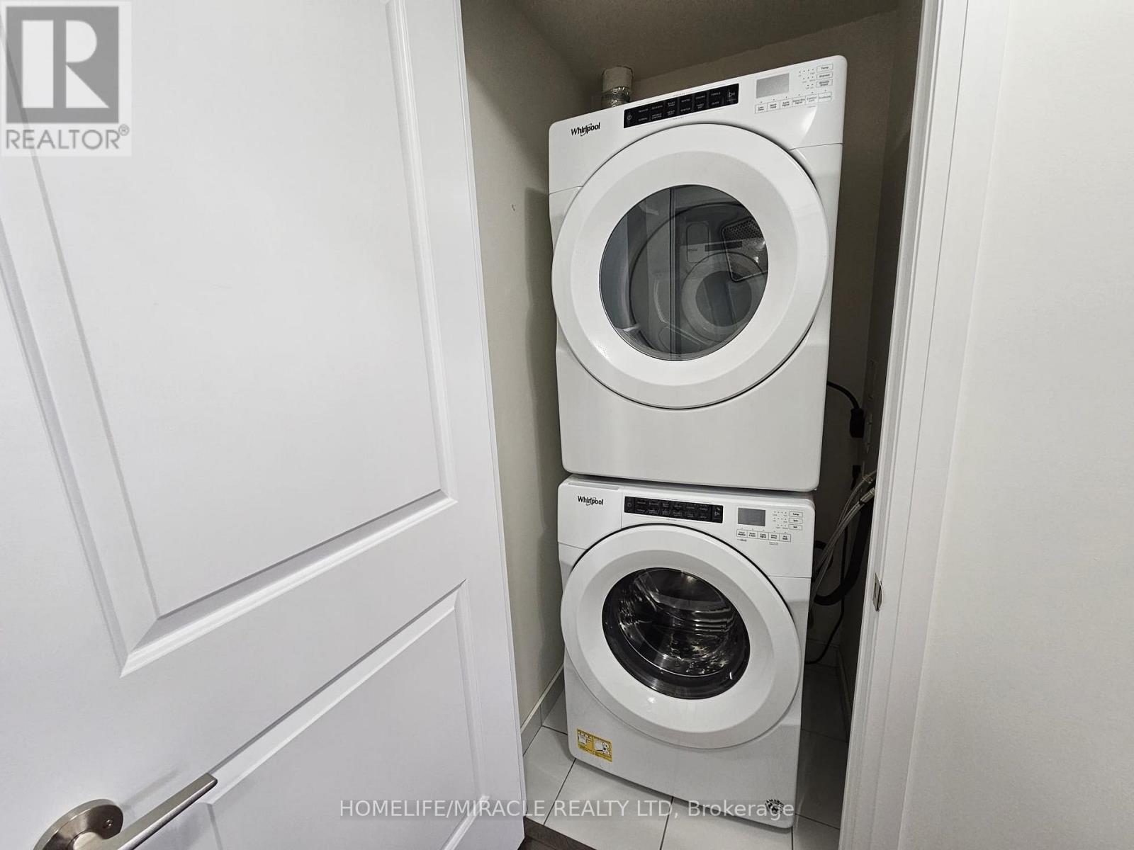 2613 - 35 Watergarden Drive, Mississauga, Ontario  L5R 0G8 - Photo 22 - W12524418