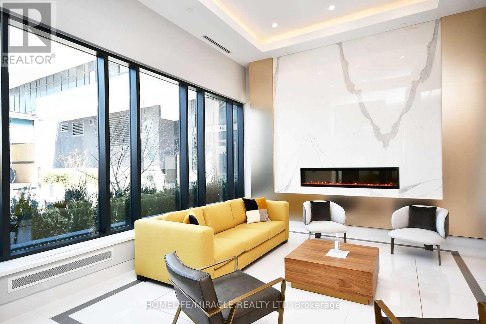 2613 - 35 Watergarden Drive, Mississauga, Ontario  L5R 0G8 - Photo 4 - W12524418