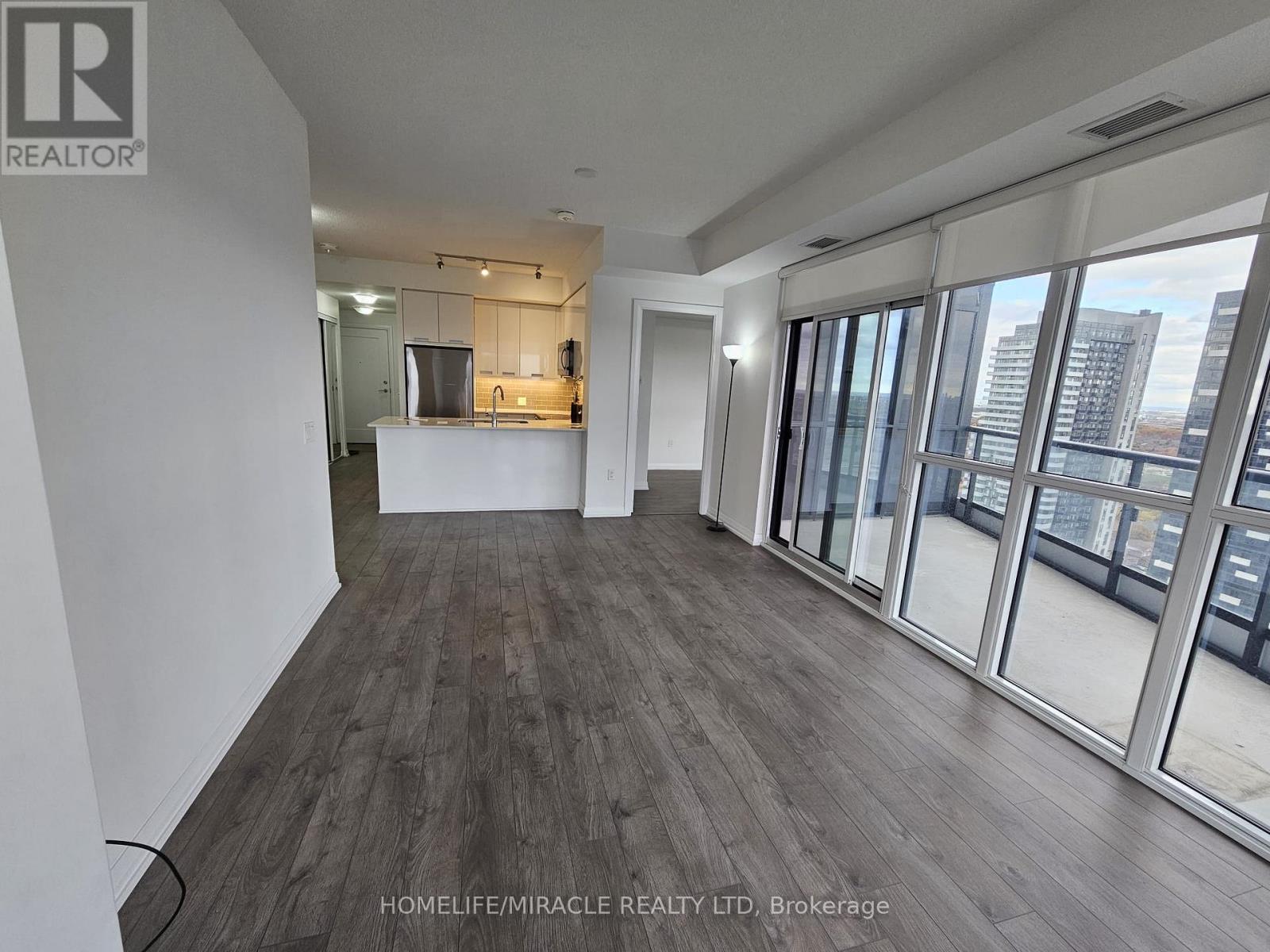 2613 - 35 Watergarden Drive, Mississauga, Ontario  L5R 0G8 - Photo 9 - W12524418