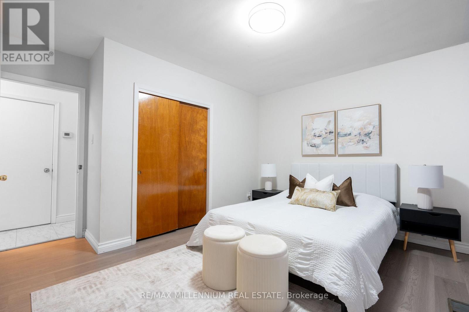 98 Stavely Crescent, Toronto, Ontario  M9W 2C8 - Photo 12 - W12524428