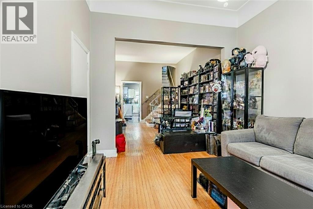 172 Markland Street, Hamilton, Ontario  L8P 2K5 - Photo 9 - 40786751