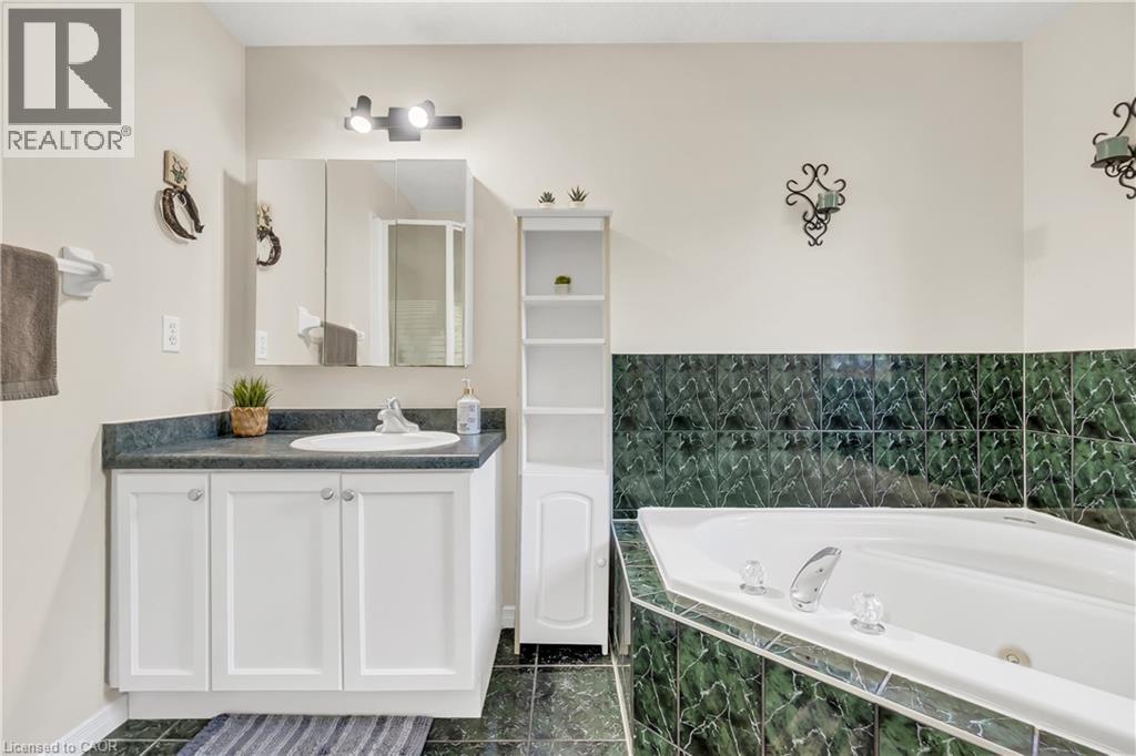 40 Alderson Drive, Cambridge, Ontario  N3C 4C5 - Photo 25 - 40786745