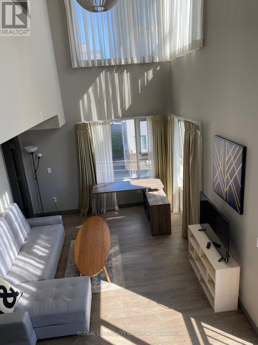 702 - 321 Spruce Street, Waterloo, Ontario N2L 0G4 - Photo 11 - X12524374