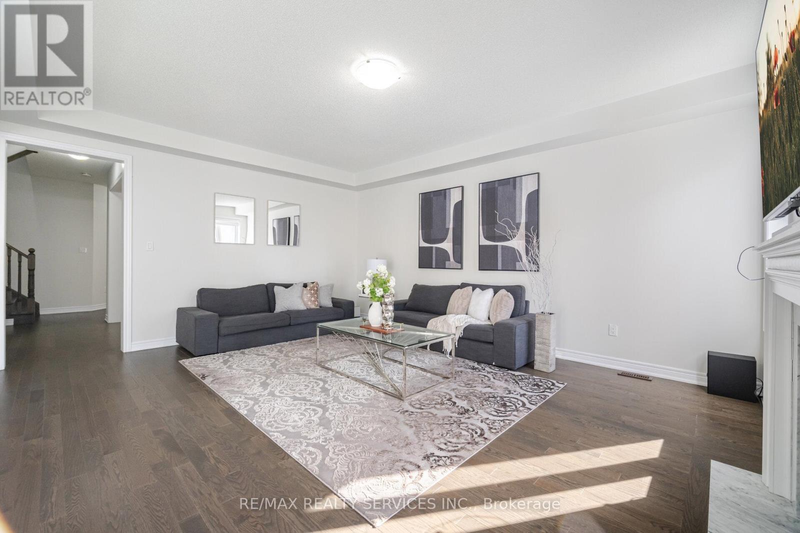 104 Pick Road, Guelph/eramosa, Ontario N0B 2K0 - Photo 12 - X12524398