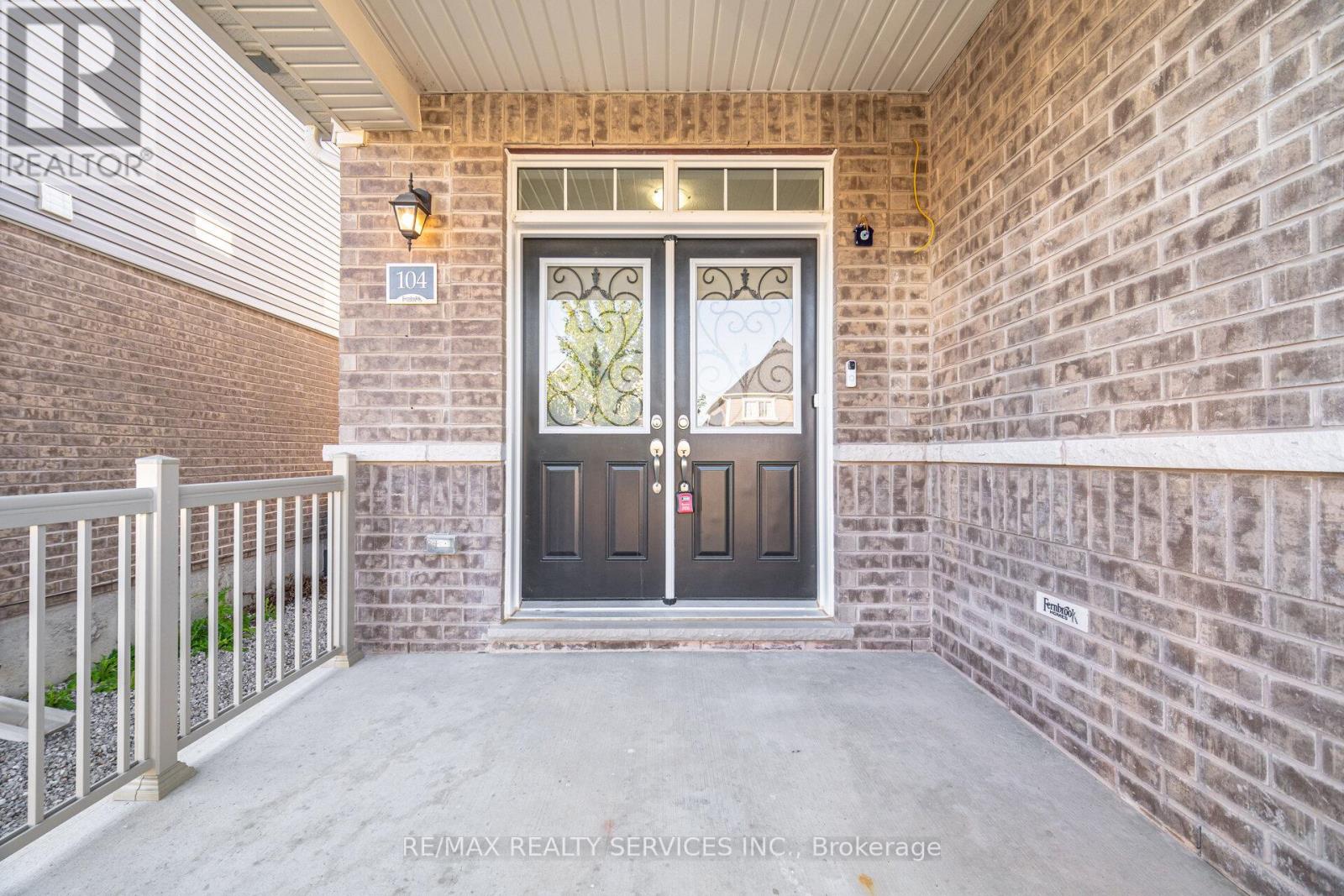 104 Pick Road, Guelph/eramosa, Ontario N0B 2K0 - Photo 6 - X12524398