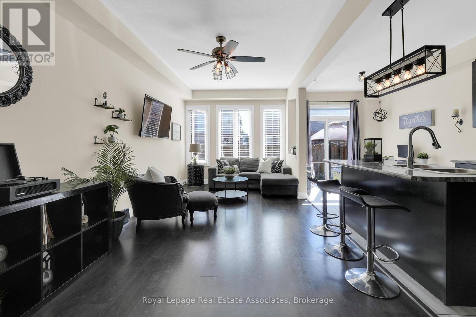 4316 Shuttleworth Drive, Niagara Falls, Ontario L2G 0X5 - Photo 10 - X12524422